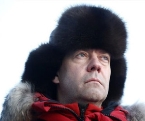 Thủ tướng Medvedev: Mỹ còn "cách một bước nữa" là đụng độ với Nga