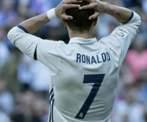 Ronaldo có nguy cơ nghỉ trận El Clasico giống Neymar