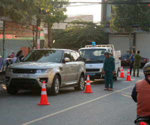 Xe Range Rover bỏ chạy sau vụ tai nạn liên hoàn, gây náo loạn