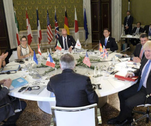 G7 không nhất trí trừng phạt Nga
