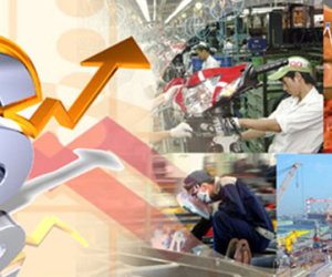 Tốc độ tăng GDP "xuống đáy" 3 năm, tăng trưởng liệu có vấn đề?