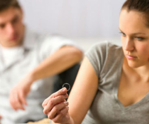 Bí mật động trời của các cặp ly hôn qua tiết lộ của luật sư