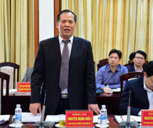 Bí thư Hải Dương: Ngày mai họp, bàn vụ "cả nhà làm quan huyện"