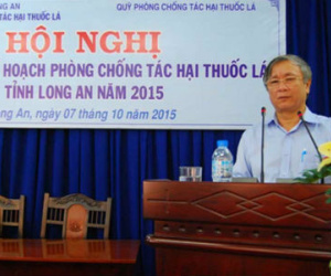 Cựu GĐ Sở Y tế Long An phản bác chuyện ngăn xuất cảnh