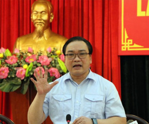 "Dân đặt câu hỏi có xử lý lấn chiếm vỉa hè mãi được không?"