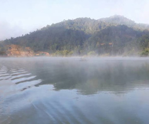Đi tảo mộ, vợ mang thai 6 tháng mất tích cùng chồng và con trai 4 tuổi