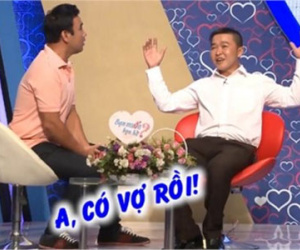 Gặp bạn gái, chàng trai reo "A, vợ đây rồi" khiến Quyền Linh cười lăn