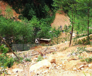 Hà Giang: Xe tải ben lao xuống vực sâu làm 4 người thiệt mạng
