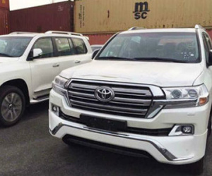 Toyota Land Cruiser 2017 đầu tiên về Việt nam