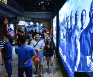 Rạp chiếu phim Hà Nội cháy vé các suất chiếu "Fast & Furious 8"