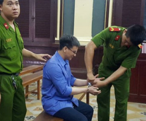 Kẻ cuồng yêu sát hại con giáo sư ở Sài Gòn lại hầu tòa