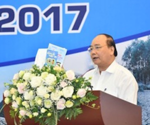 Thủ tướng: Không thể xả lũ làm tăng ngập mà vẫn "đúng quy trình"
