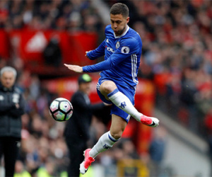 Eden Hazard mơ thi đấu cho các CLB lớn khác