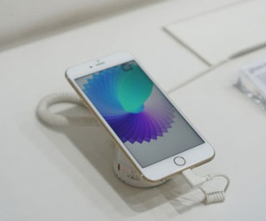 iPhone xách tay vẫn bán tốt sau hàng loạt thông tin bất lợi