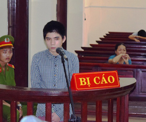 Đứa cháu tâm thần gây án với bà nội vì câu mắng