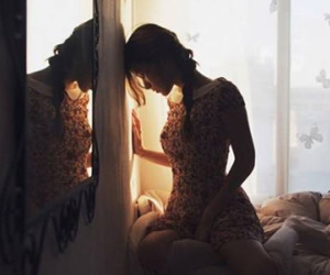 Em muốn xin tôi một đứa con mà không cần cưới xin gì