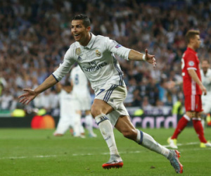 Ronaldo ghi hat-trick, Real đánh bại Bayern sau 120 phút