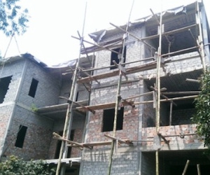 Sẽ xử nghiêm nếu có việc cán bộ thôn xây nhà lầu vẫn thuộc hộ nghèo