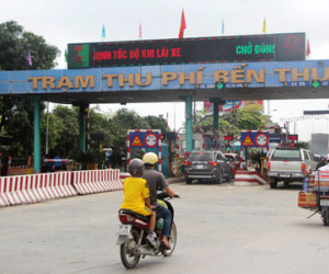 Cấp gần 12.800 thẻ miễn phí qua trạm thu phí Bến Thủy