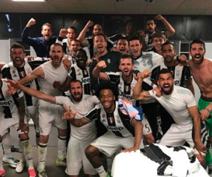 Khiến MSN "mất điện" ở Camp Nou, Juventus thật đáng sợ!