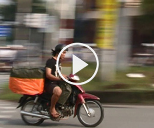 Kho tang vật chất đầy xe máy và thuốc lá của "ma tốc độ"