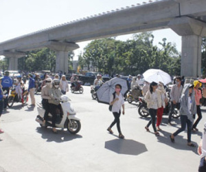 Ngày mai, miền Bắc nắng nóng tới 37 độ