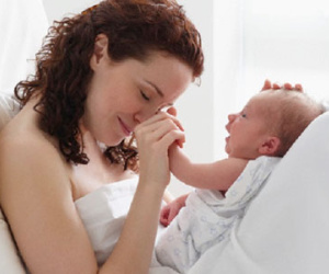 "Anh đã bao giờ nhìn mâm cơm ở cữ của tôi chưa hả chồng?"