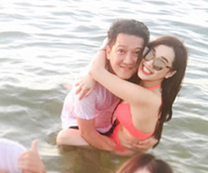 Nhã Phương mặc bikini, ôm chặt Trường Giang trên biển