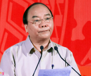 Thủ tướng đang đối thoại với hàng nghìn công nhân ở Đà Nẵng