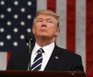 Tỷ lệ ủng hộ Trump xuống mức thấp kỷ lục