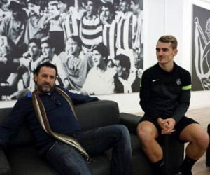 Antoine Griezmann thừa nhận có sự quan tâm từ M.U
