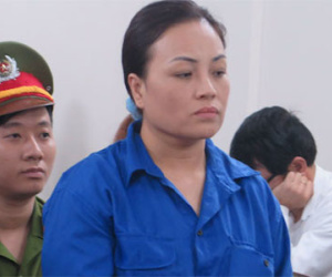 Người đàn bà cầm đầu đường dây buôn nghìn bánh heroin