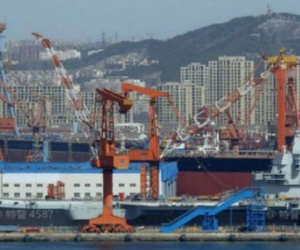 Trung Quốc sắp hạ thủy tàu sân bay tự đóng