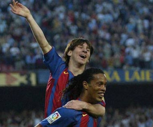 10 khoảnh khắc làm nên sự nghiệp vĩ đại của Messi