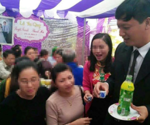 Đại úy CSGT chưa ly hôn vợ hai đã cưới tiếp vợ ba