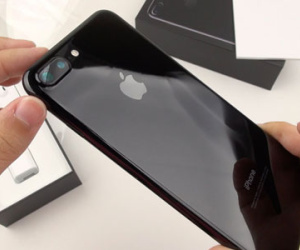 Những smartphone cao cấp vừa giảm giá cực mạnh