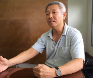 Đối thoại với "giáo sư quần đùi"