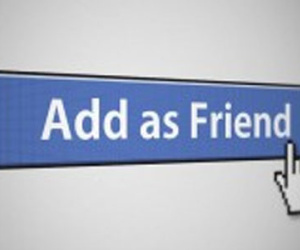 Khổ sở vì "sống chung với mẹ... người yêu trên facebook"