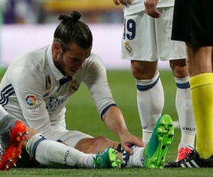 Real Madrid nhận tin “sét đánh”: Bale nghỉ hết mùa