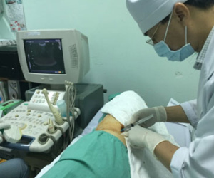 Bệnh nhân mắc nang thận to gần 10 cm