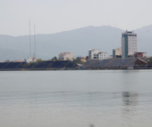 Lễ 30.4, khách sạn 3-5 triệu/đêm xem pháo hoa Đà Nẵng "cháy phòng"