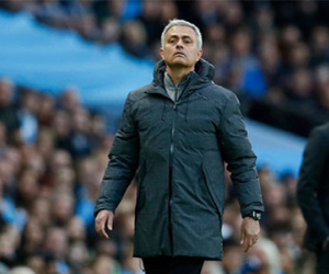 Mourinho cáo buộc Aguero khiến Fellaini bị đuổi