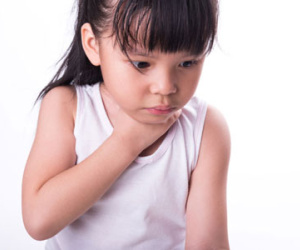 Nên hay không nên cắt amidan cho trẻ?