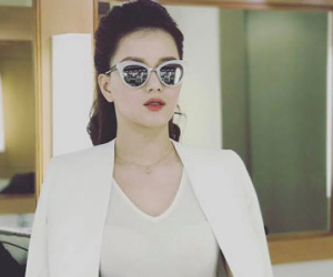 Sở thích mua sắm không kiểm soát của MC Chuyển động 24h