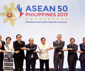 Cấp cao ASEAN lo ngại về quân sự hoá ở Biển Đông