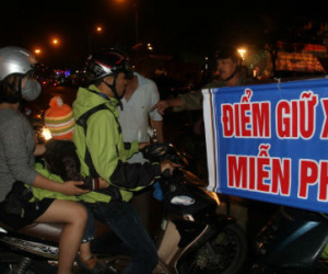 Giữ xe không quá 10.000 đồng/lượt dịp pháo hoa Đà Nẵng