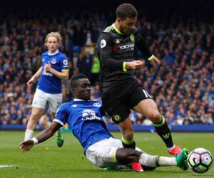 Chelsea hạ Everton, tiến sát ngôi vô địch