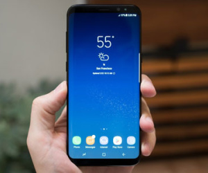 Galaxy S8 bị tố lỗi tự khởi động lại