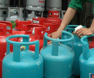 Giá gas giảm mạnh 3 tháng liền