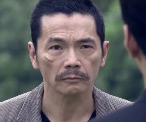 Lương Bổng trong "Người phán xử" cháy da mặt vì vết sẹo hóa trang